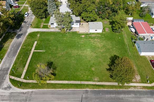 0.34 Acres of Residential Land for Sale in Flanagan, Illinois