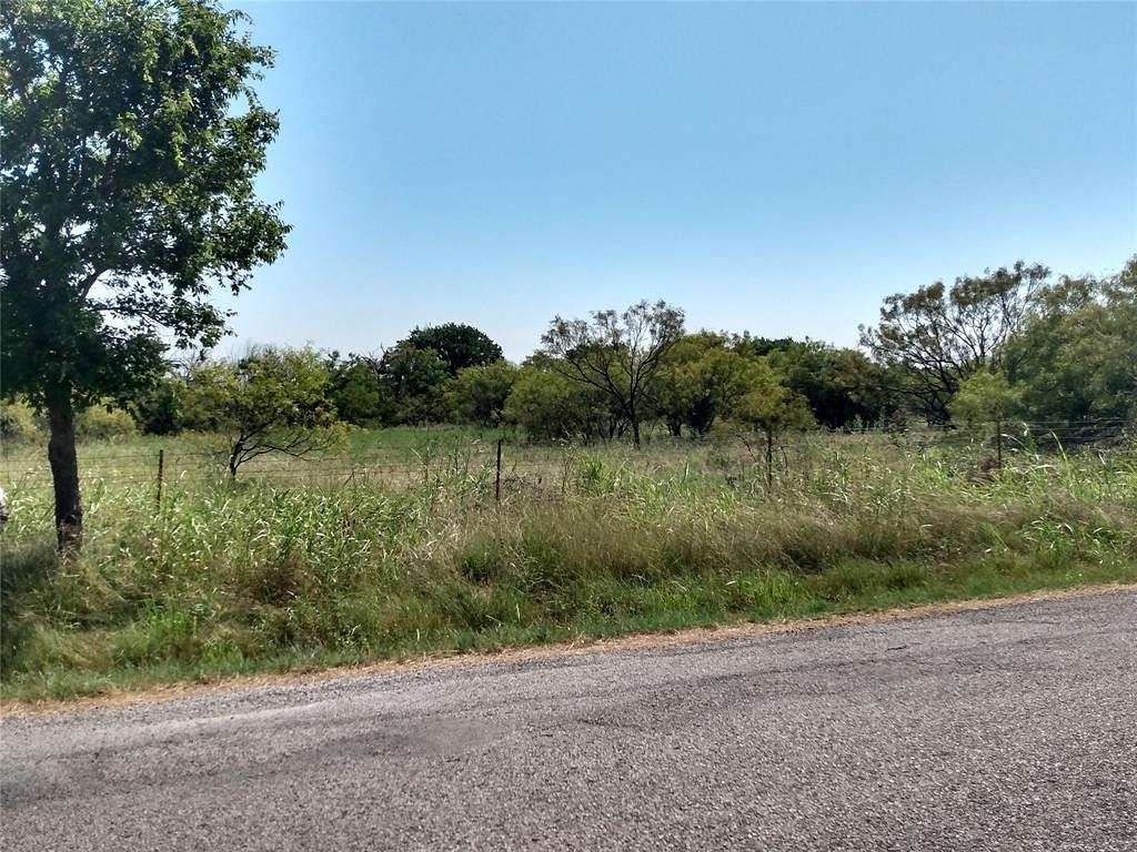 5 Acres of Residential Land for Sale in Bluff Dale, Texas