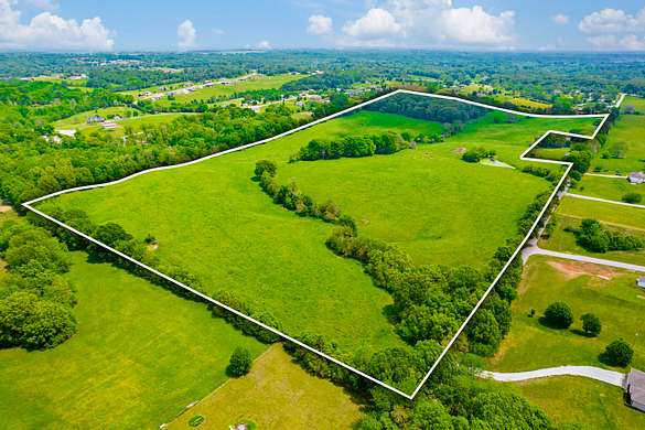 20 Acres of Recreational Land for Sale in Highlandville, Missouri