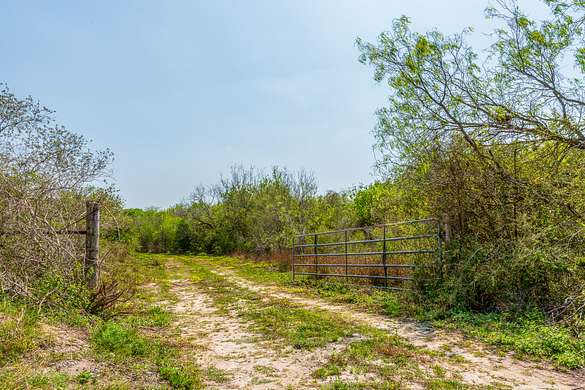 52 Acres of Recreational Land & Farm for Sale in Sandia, Texas
