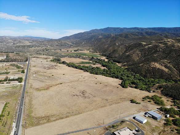469 Acres of Land for Sale in Aguanga, California