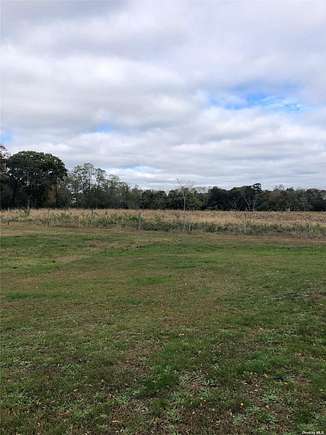 11 Acres of Land for Sale in Center Moriches, New York