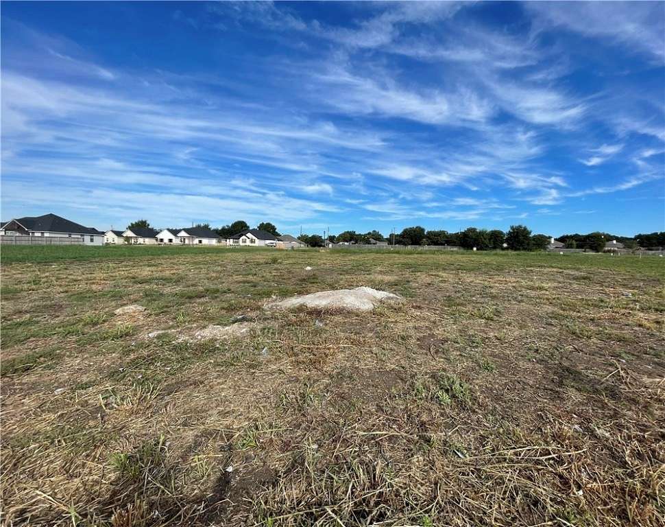 0.24 Acres of Residential Land for Sale in Hewitt, Texas