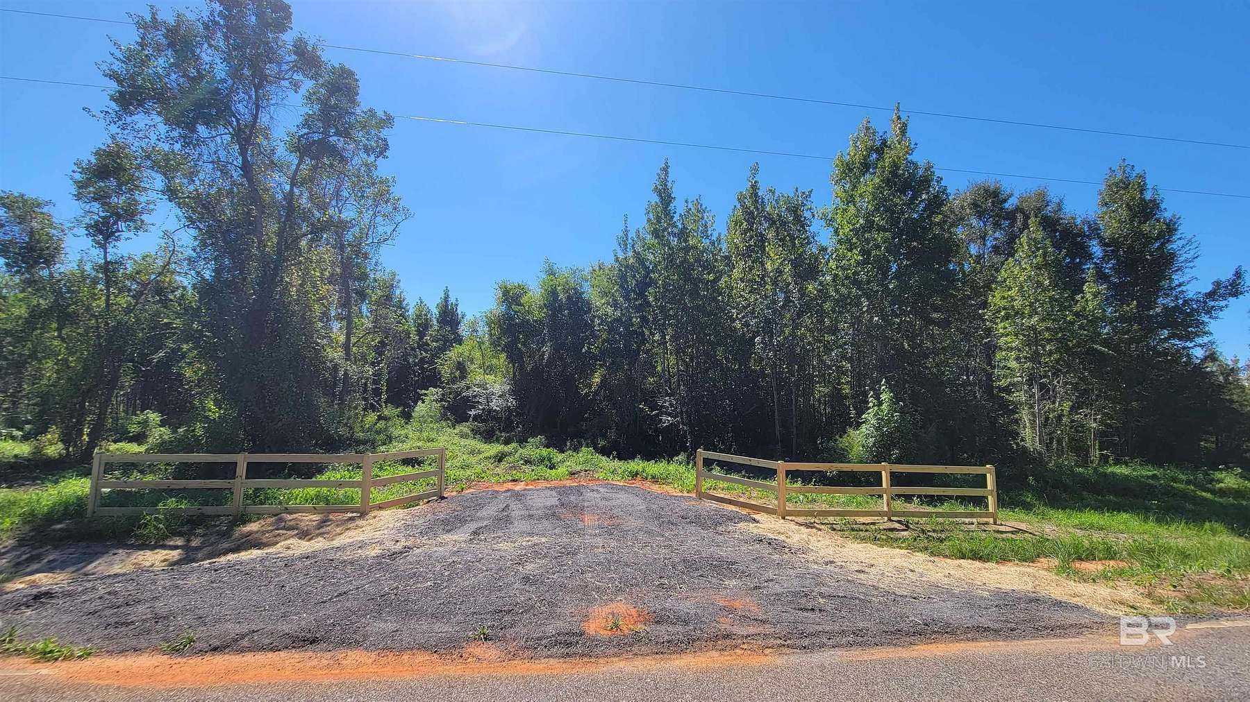 8 Acres of Land for Sale in Bay Minette, Alabama