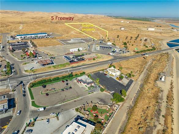 3.8 Acres of Commercial Land for Sale in Kettleman City, California