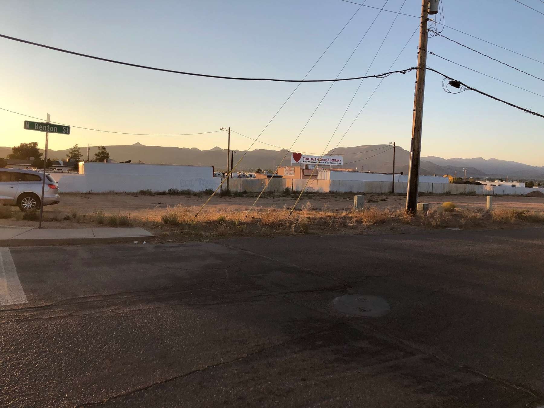 1.34 Acres of Commercial Land for Sale in Kingman, Arizona