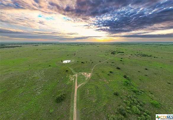 183 Acres of Recreational Land & Farm for Sale in Victoria, Texas