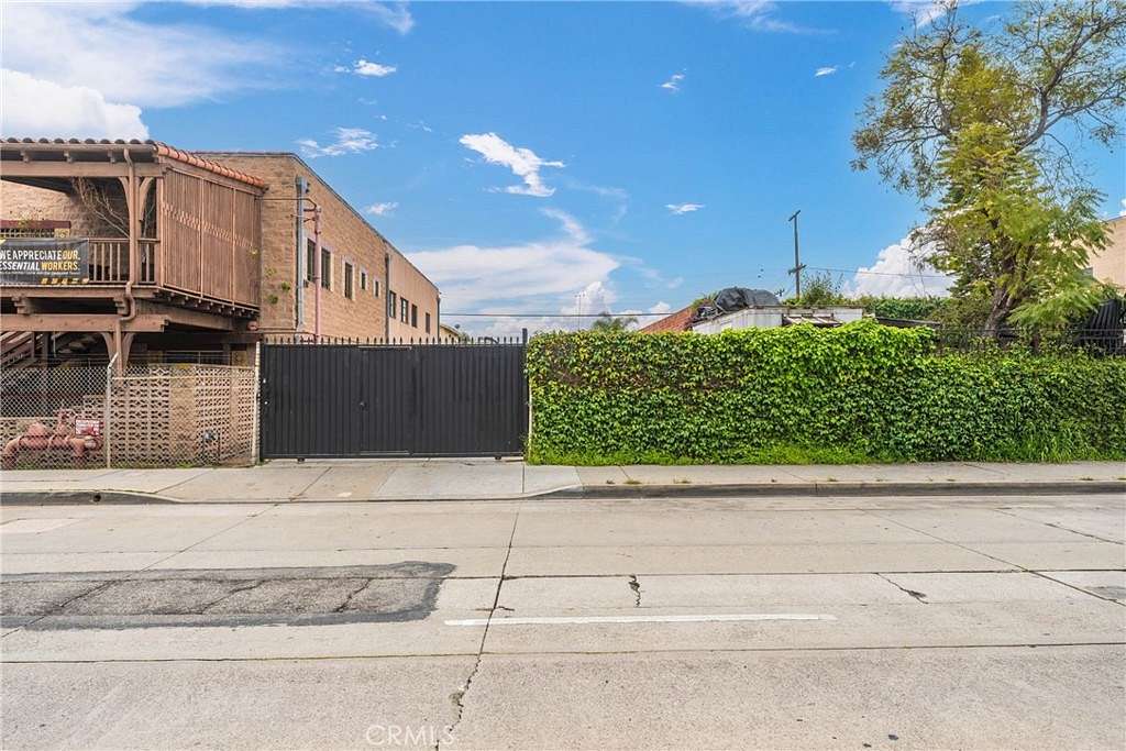 0.12 Acres of Commercial Land for Sale in Los Angeles, California