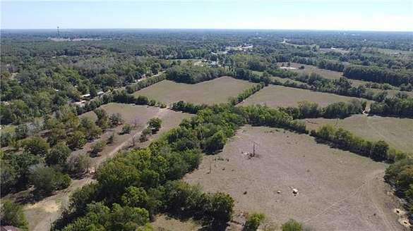 200 Acres of Land for Sale in Marksville, Louisiana
