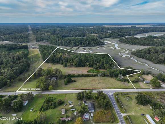 13 Acres of Land for Sale in Beaufort, South Carolina