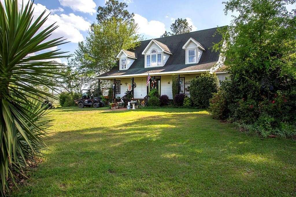 492 Acres of Land with Home for Sale in Georgetown, Georgia