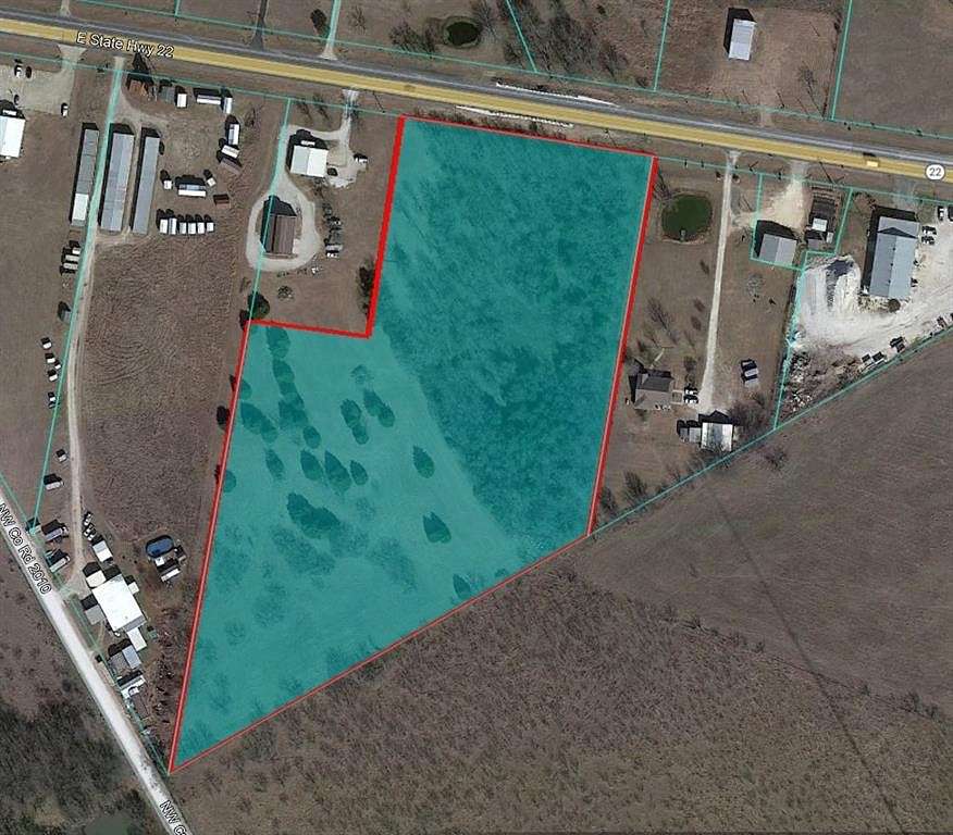 9 Acres of Land for Sale in Corsicana, Texas