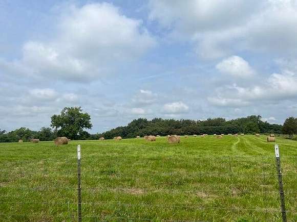 170 Acres of Agricultural Land for Sale in Crab Orchard, Kentucky