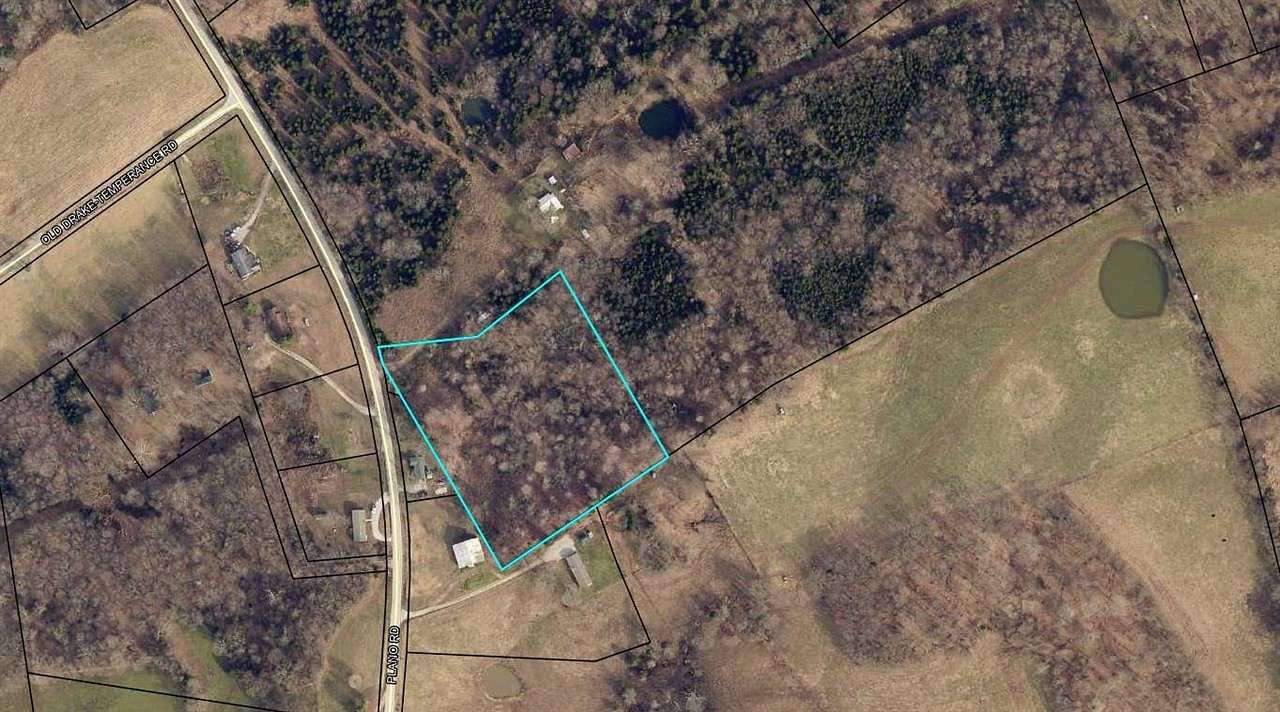 5 Acres of Agricultural Land for Sale in Bowling Green, Kentucky