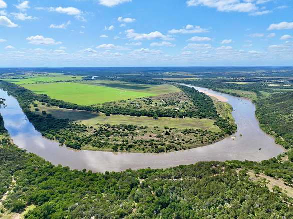 561 Acres of Land for Sale in Palo Pinto, Texas