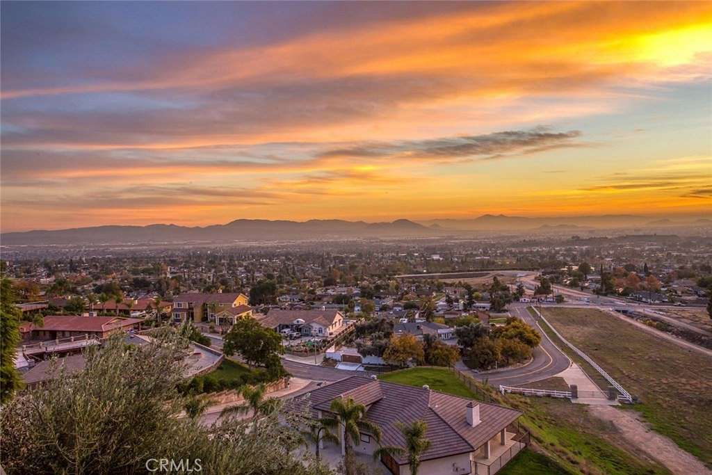 1.1 Acres of Residential Land for Sale in San Bernardino, California