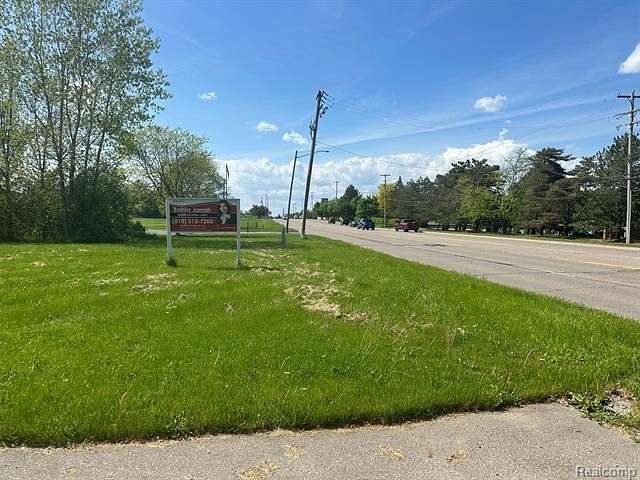 1.4 Acres of Commercial Land for Sale in Grand Blanc, Michigan