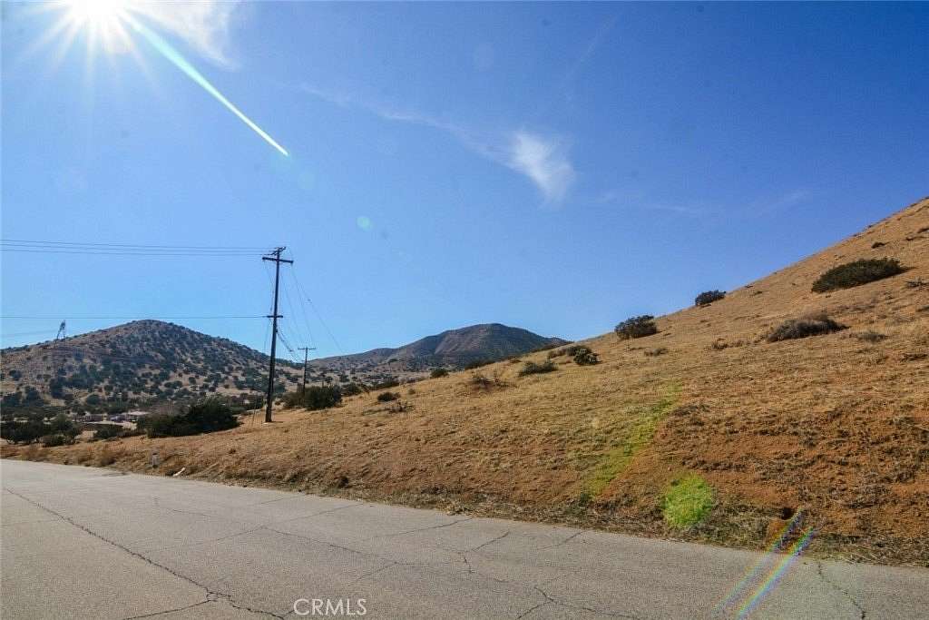 5 Acres of Land for Sale in Acton, California