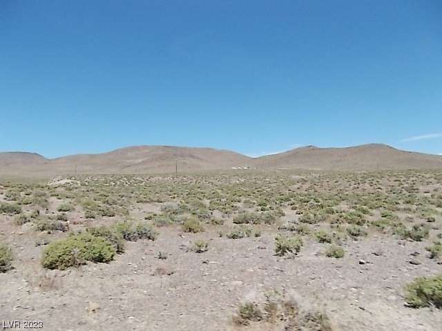 25 Acres of Land for Sale in Silver Springs, Nevada