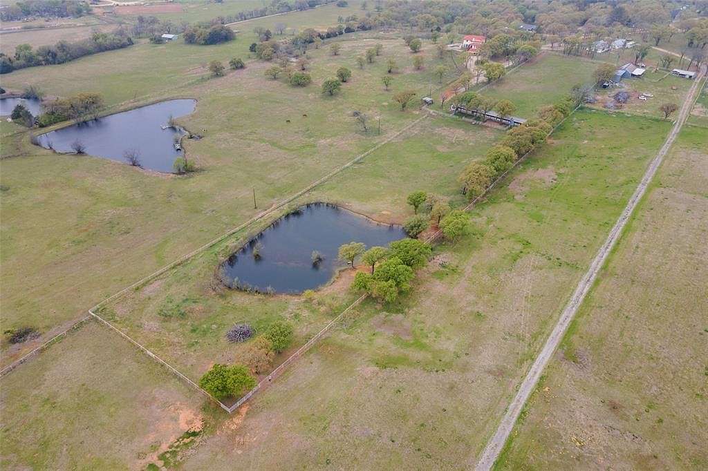 15.2 Acres of Land for Sale in Cleburne, Texas