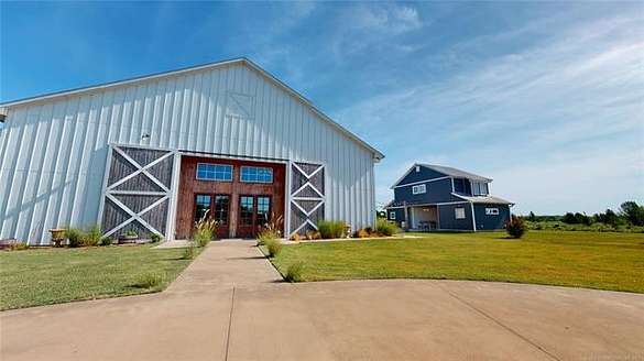 15 Acres of Improved Mixed-Use Land for Sale in Ada, Oklahoma