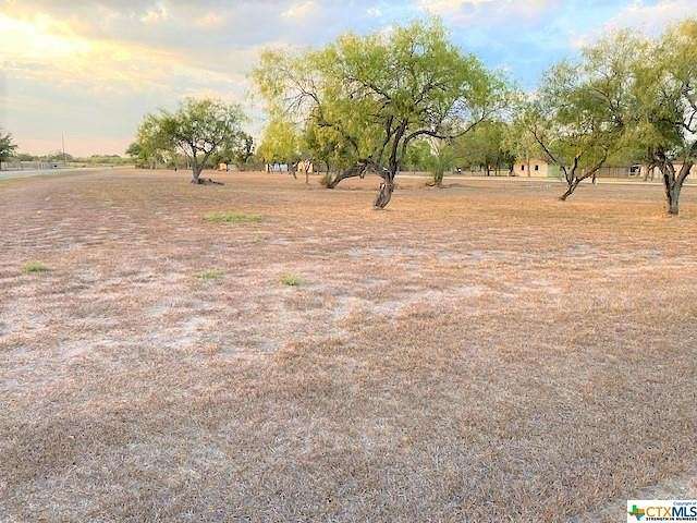 0.94 Acres of Residential Land for Sale in Victoria, Texas