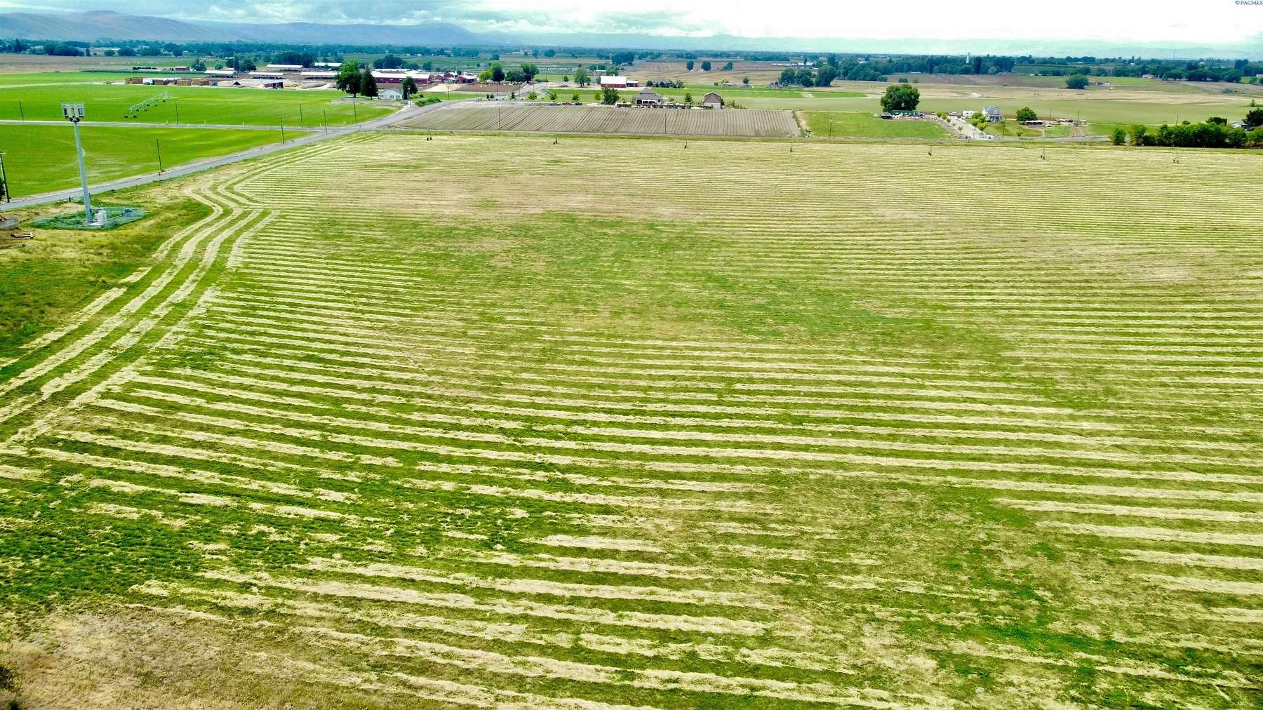 25.1 Acres of Agricultural Land for Sale in Granger, Washington