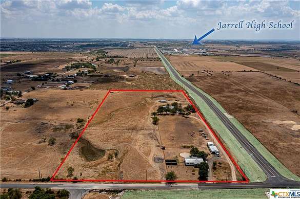 13.3 Acres of Improved Commercial Land for Sale in Jarrell, Texas