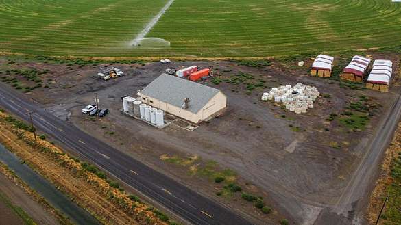 5.7 Acres of Improved Commercial Land for Sale in Pasco, Washington