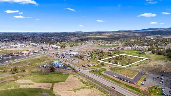 4.45 Acres of Commercial Land for Sale in Madras, Oregon