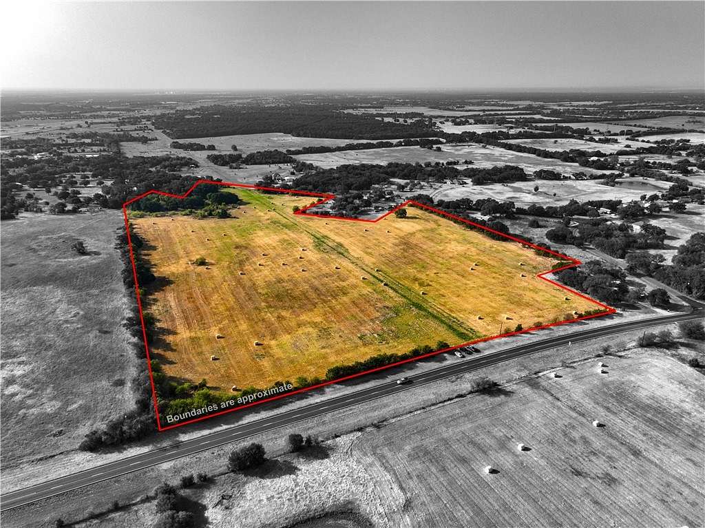 26.1 Acres of Agricultural Land for Sale in Elm Mott, Texas