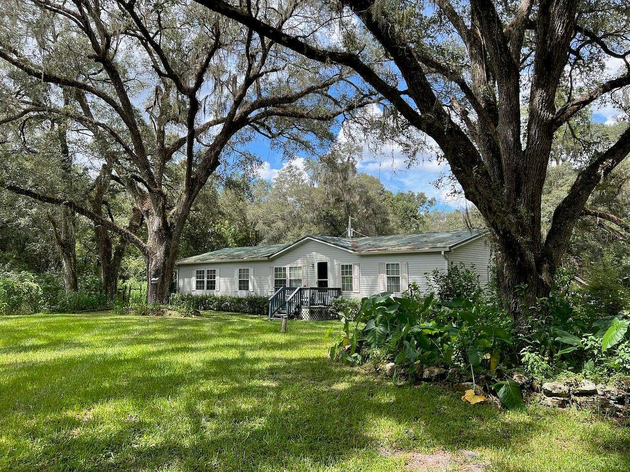 75.4 Acres of Land with Home for Sale in Williston, Florida