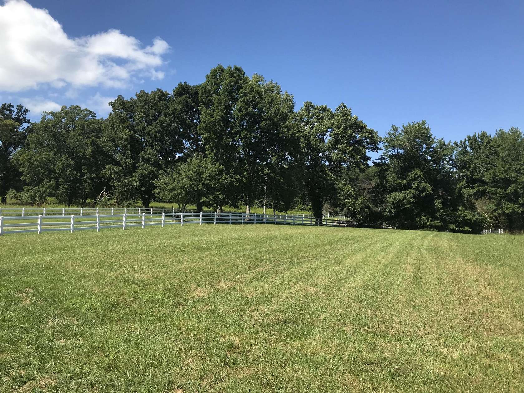 10.8 Acres of Land for Sale in Dunlap, Tennessee