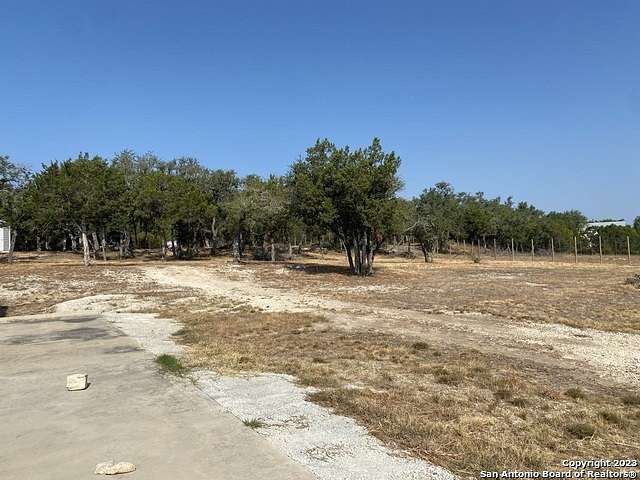 1 Acre of Residential Land for Sale in Canyon Lake, Texas