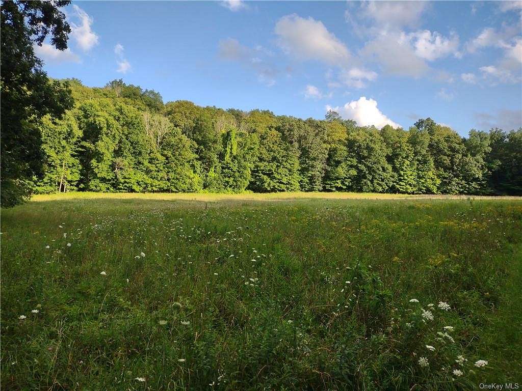 86.7 Acres of Land for Sale in Warwick, New York