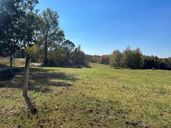 35 Acres of Land with Home for Sale in Huntingdon, Tennessee