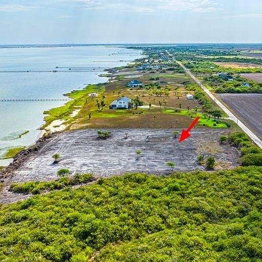 6.9 Acres of Land for Sale in Bayside, Texas