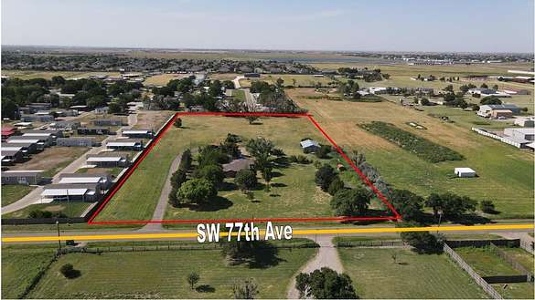 4.8 Acres of Improved Commercial Land for Sale in Amarillo, Texas