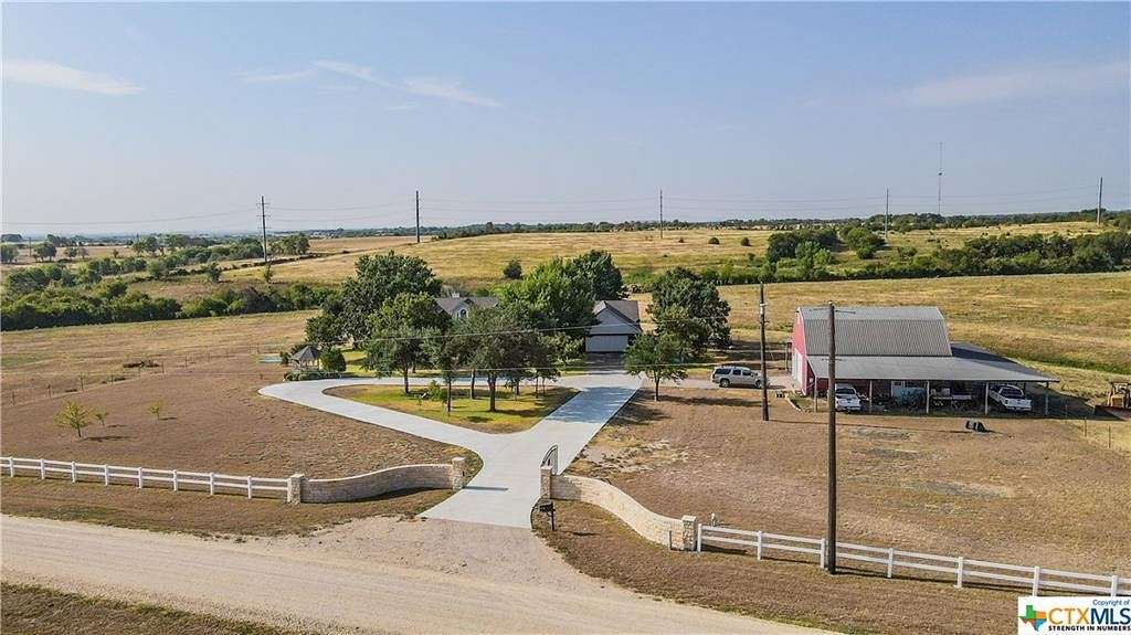 5 Acres of Residential Land with Home for Sale in Temple, Texas
