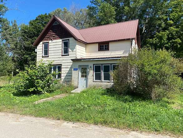 2.1 Acres of Residential Land with Home for Sale in Woodhull, New York