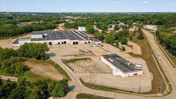 7.3 Acres of Commercial Land for Lease in Waverly, Iowa