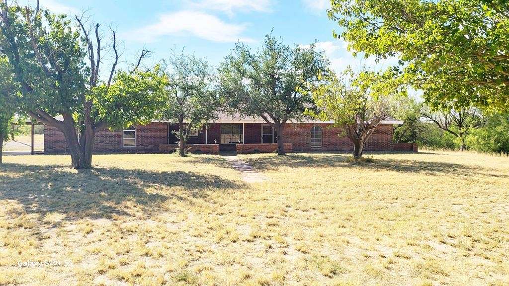 92.4 Acres of Land with Home for Sale in Big Spring, Texas