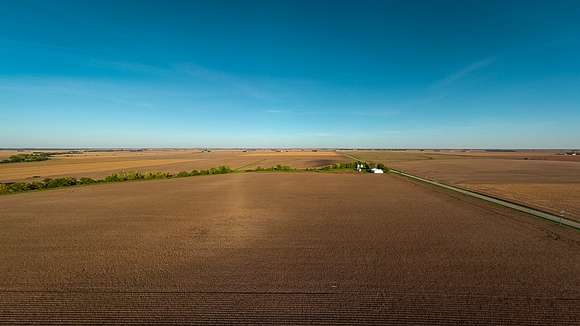 133 Acres of Agricultural Land for Sale in Beason, Illinois