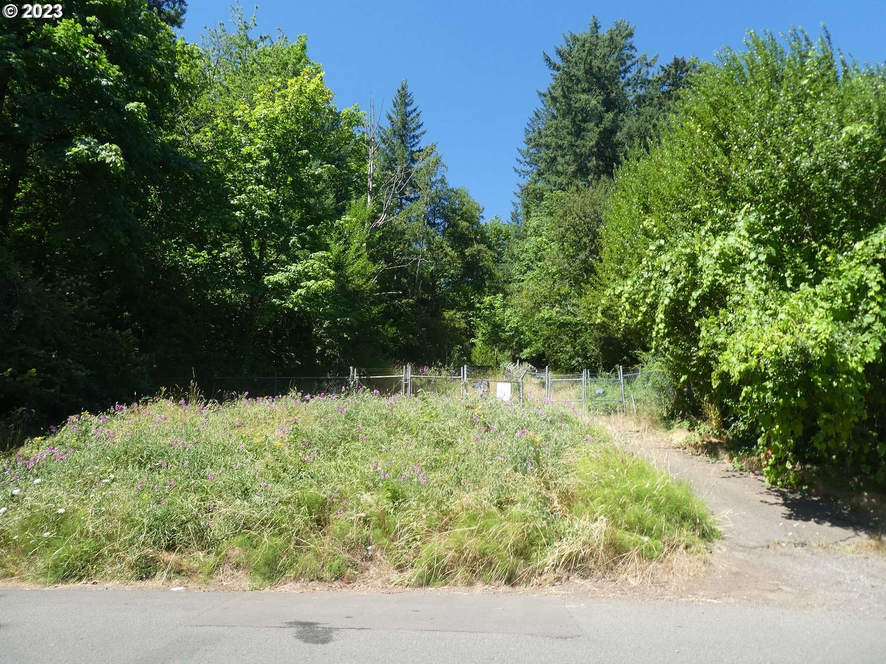 1 Acre of Residential Land for Sale in Portland, Oregon