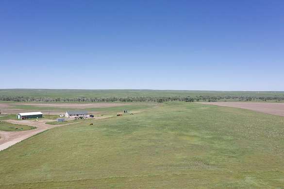 320 Acres of Land with Home for Sale in Agate, Colorado