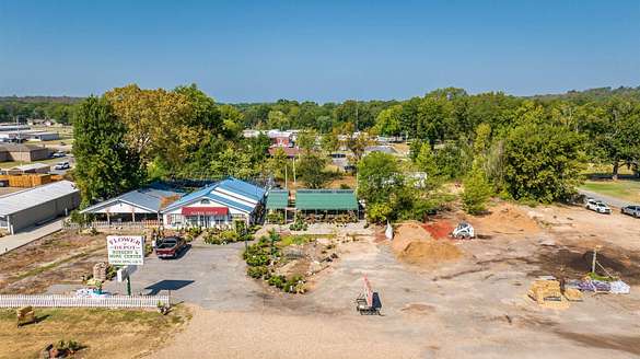 4.3 Acres of Improved Commercial Land for Sale in Mayflower, Arkansas