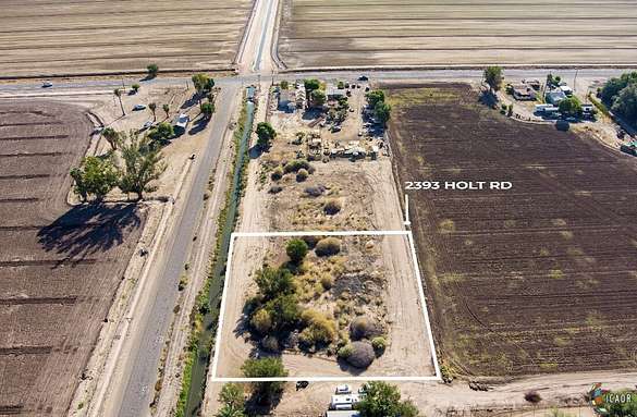 1 Acre of Residential Land for Sale in Holtville, California