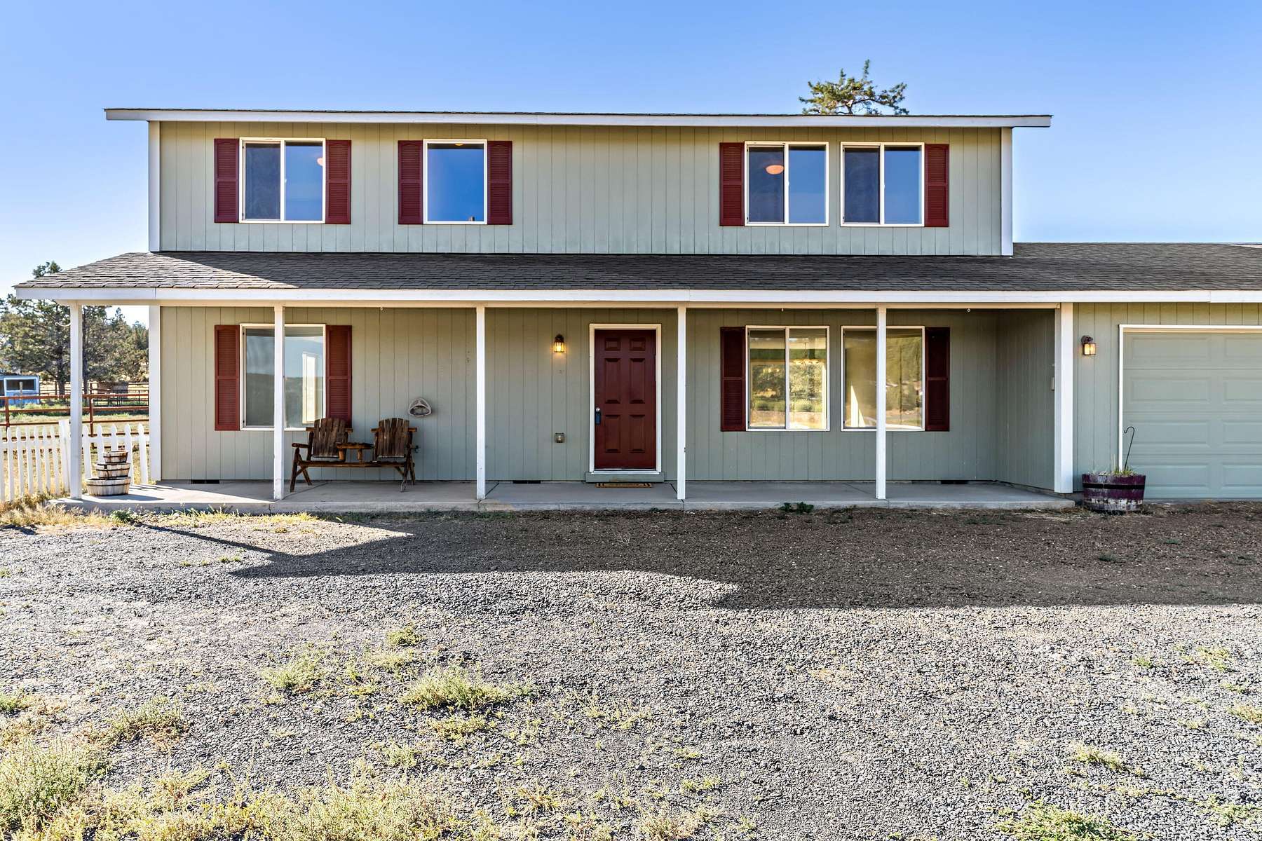 8 Acres of Land with Home for Sale in Prineville, Oregon