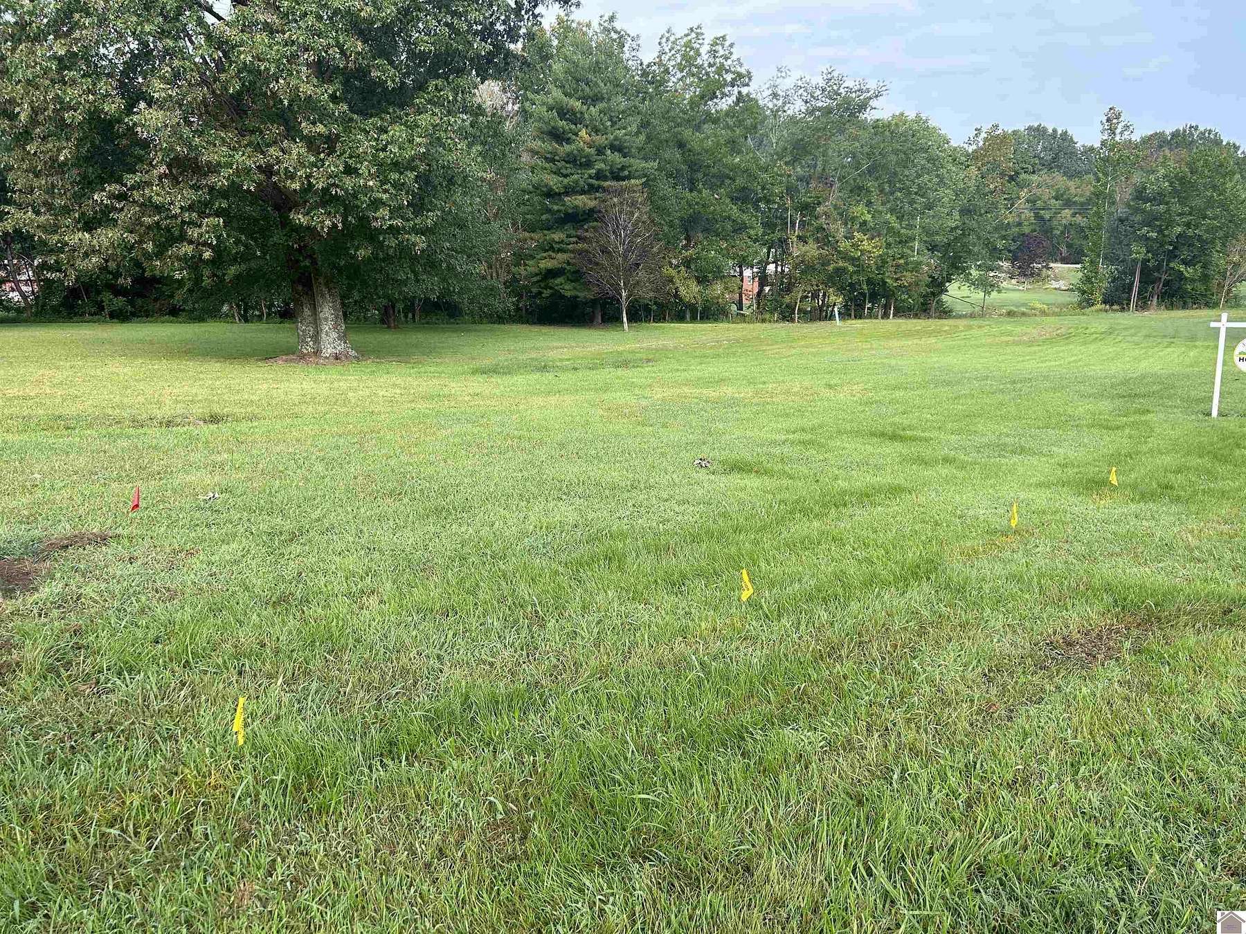 0.76 Acres of Residential Land for Sale in Benton, Kentucky