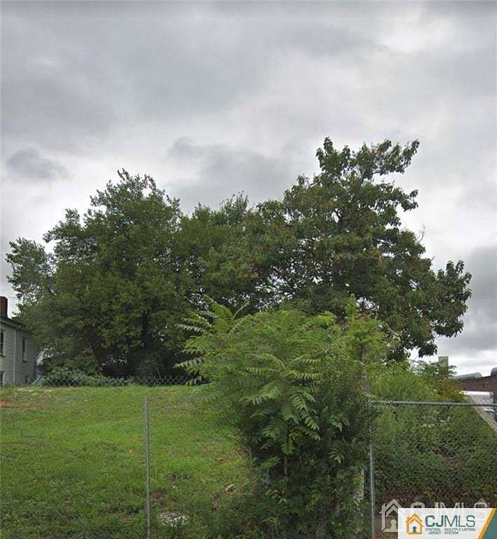 0.064 Acres of Residential Land for Sale in Perth Amboy, New Jersey